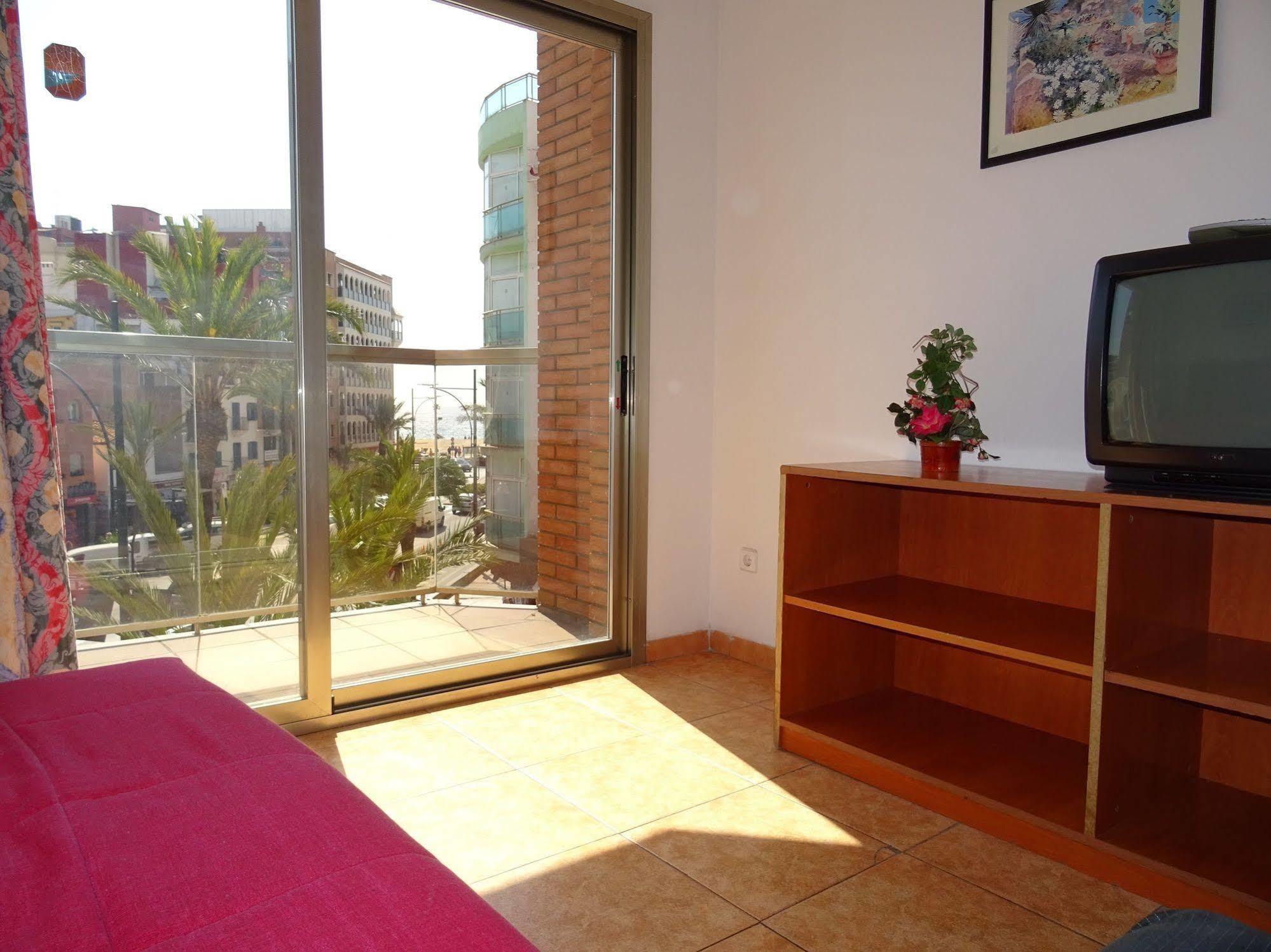 Blanco Y Negro Apartments Lloret de Mar Ngoại thất bức ảnh